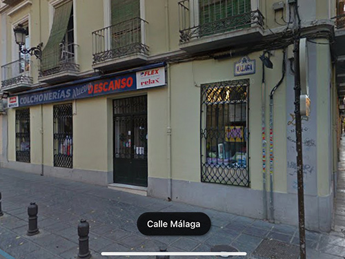 Tienda Calle Málaga, Fachada Derecha